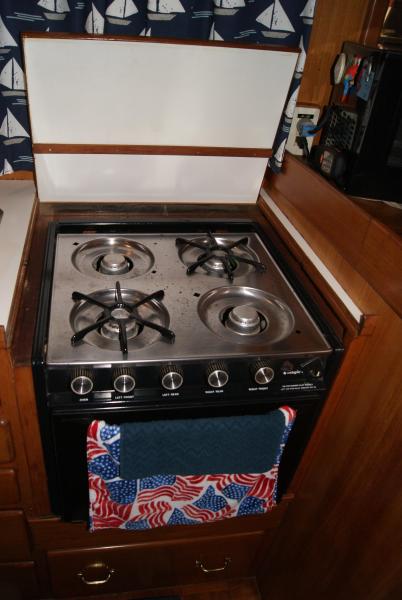 208 Stove Top.JPG