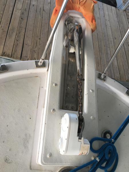 Midas Touch 1986 Marine Trader 38 Double Cabin Exterior Bow Pulpit.JPG