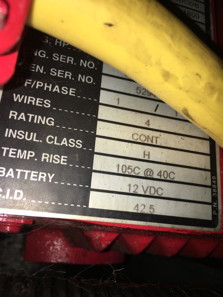 Midas Touch 1986 Marine Trader 38 Double Cabin Engine Room Generator Specs 2.JPG