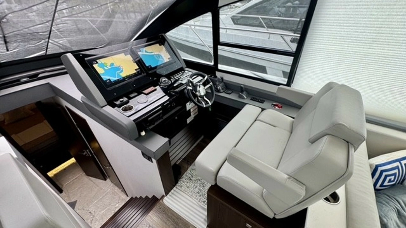 Helm Station with Dual Displays
