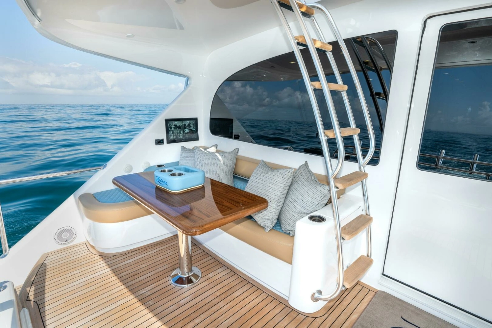 2025 Viking 90C 