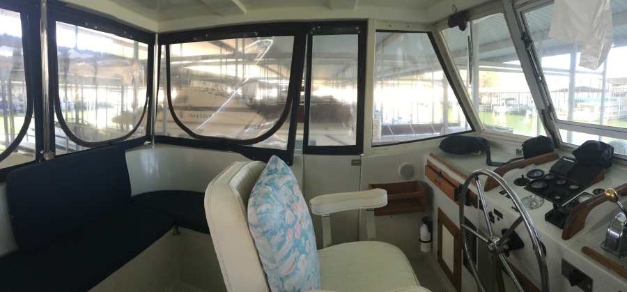 1988 Krogen 36 5 Pilothouse Entry view.JPG