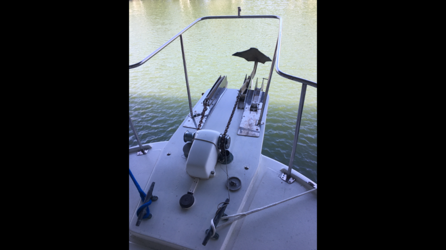 1988 Krogen 36 8 Bow Pulpit and windlass.PNG
