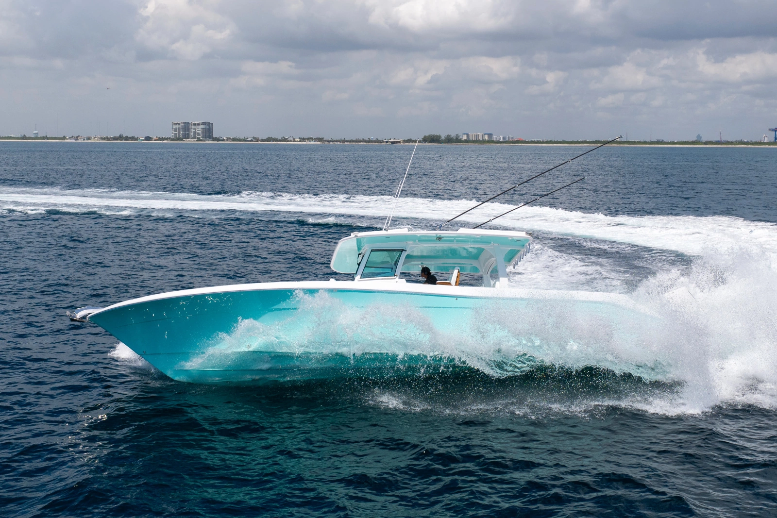 42ft HCB Yacht For Sale