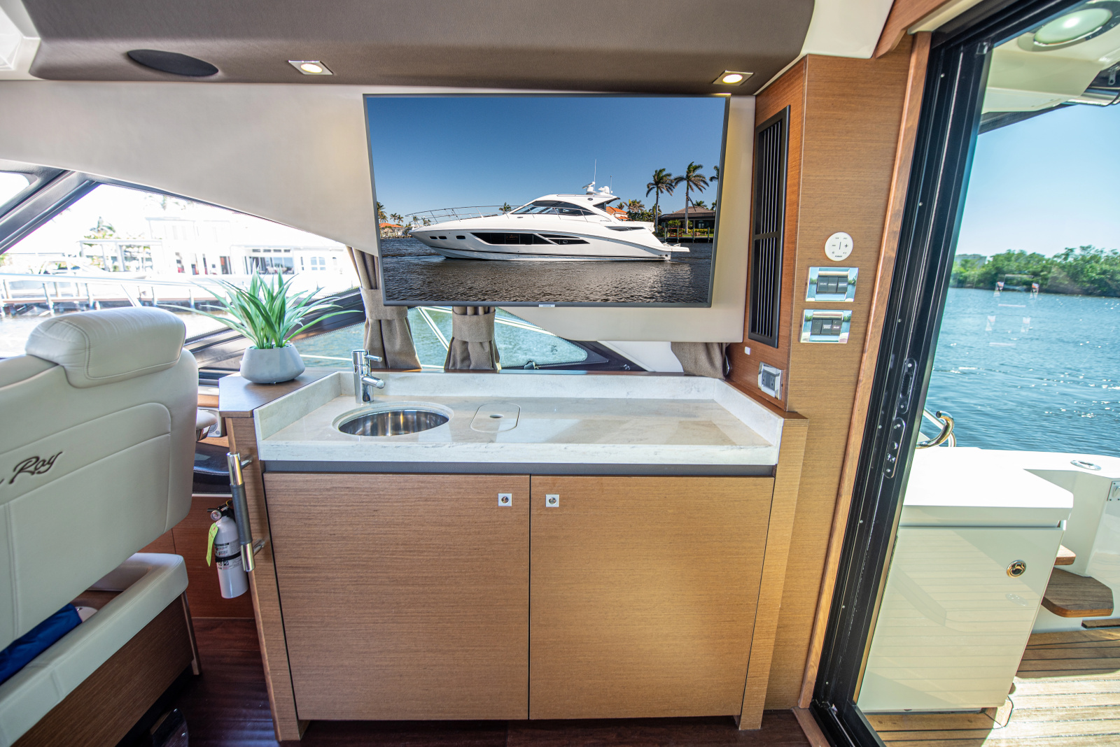 2014 Sea Ray Sundancer 510