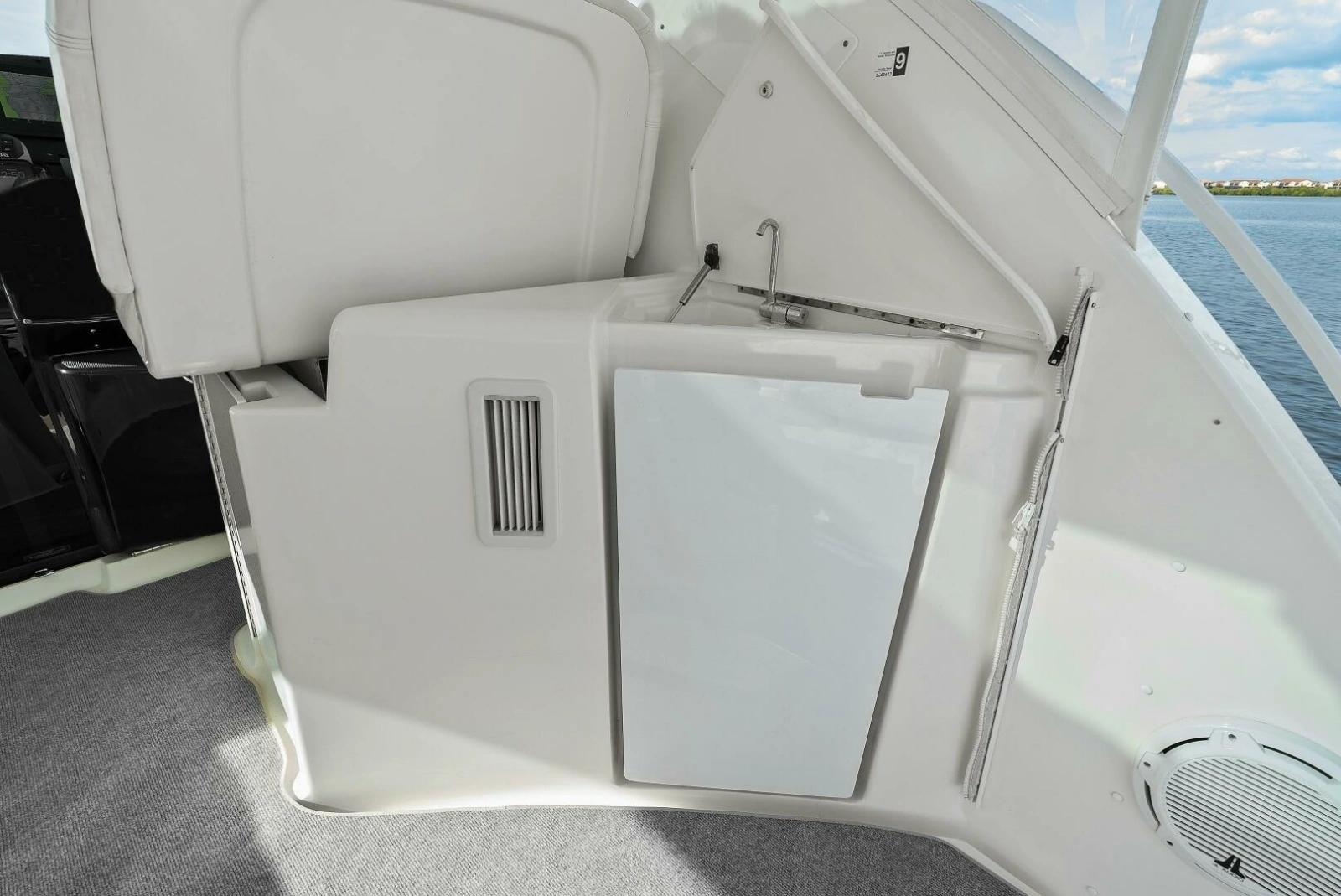 2007 Tiara Yachts 4300 Sovran -