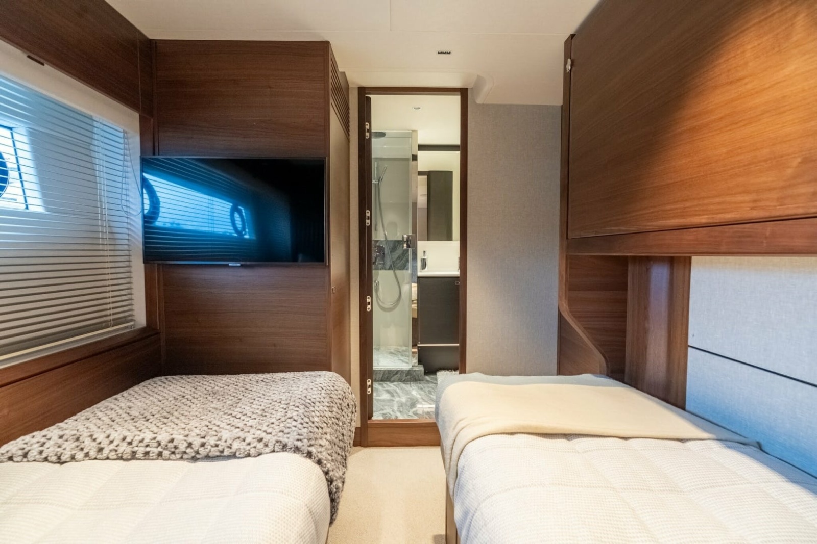 Princess 80 LANIKAI - Port Guest Suite