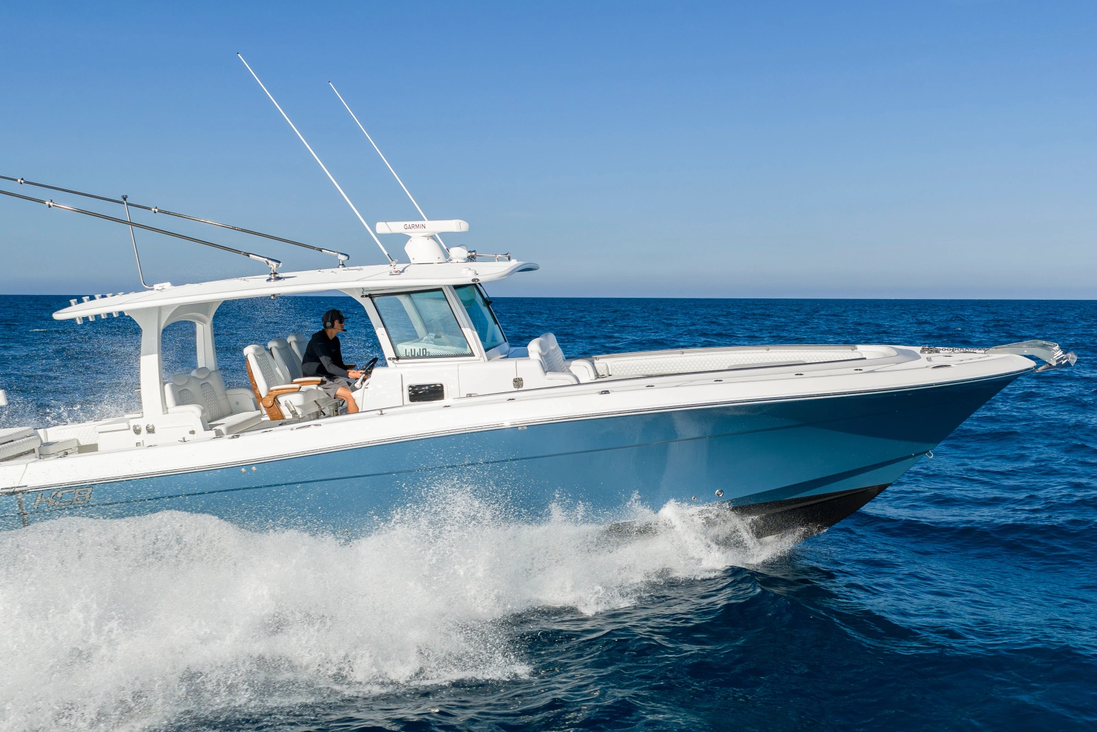 42ft HCB Yacht For Sale