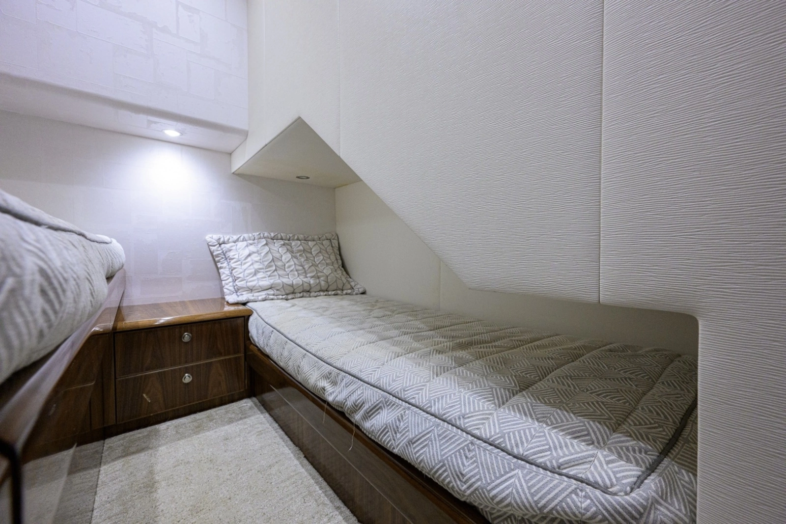58 Viking - Guest Stateroom