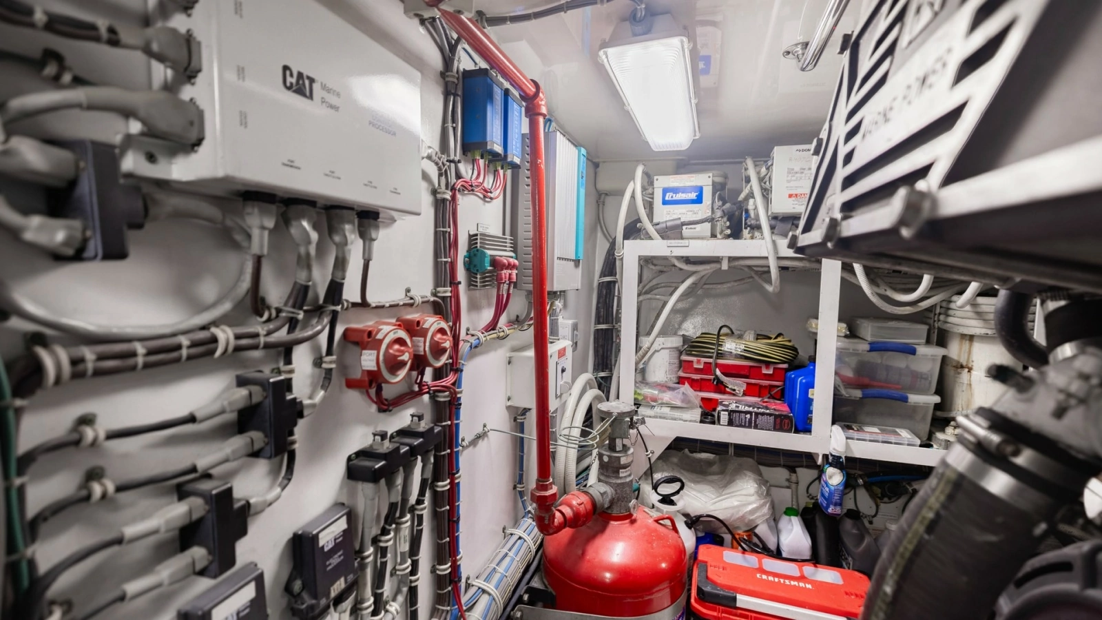 2007 Hatteras 68 Convertible- KEMOSABE- Engine Room