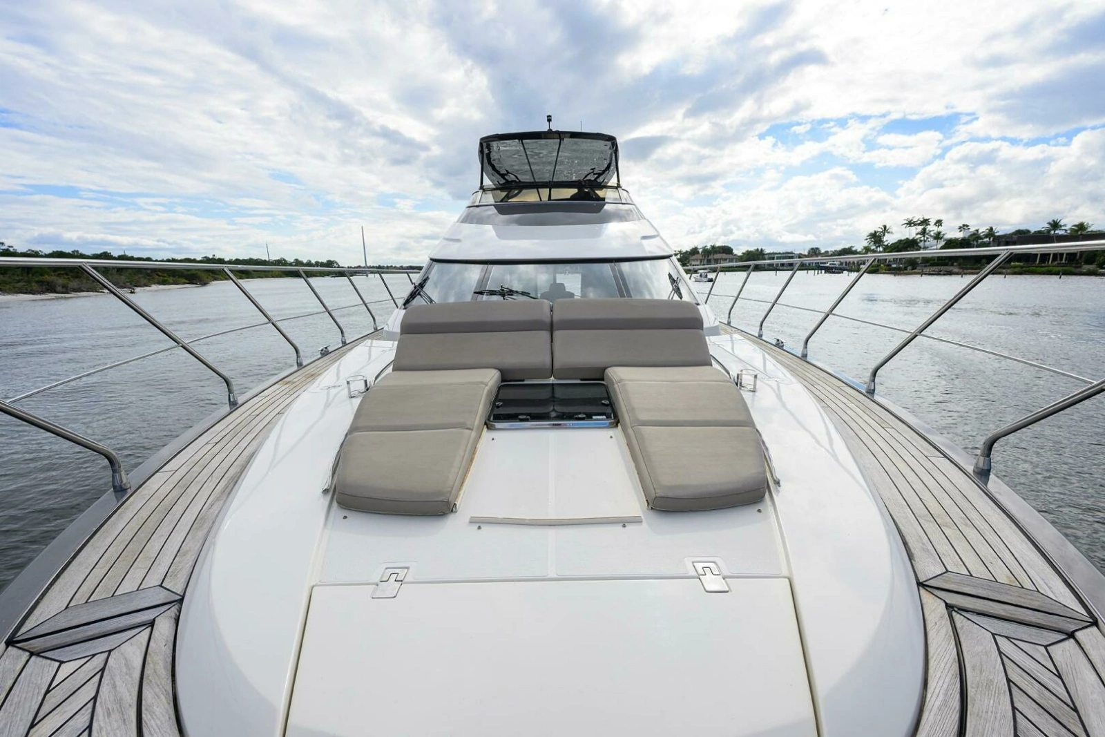 Marquis 66 ANDIAMO - Bow