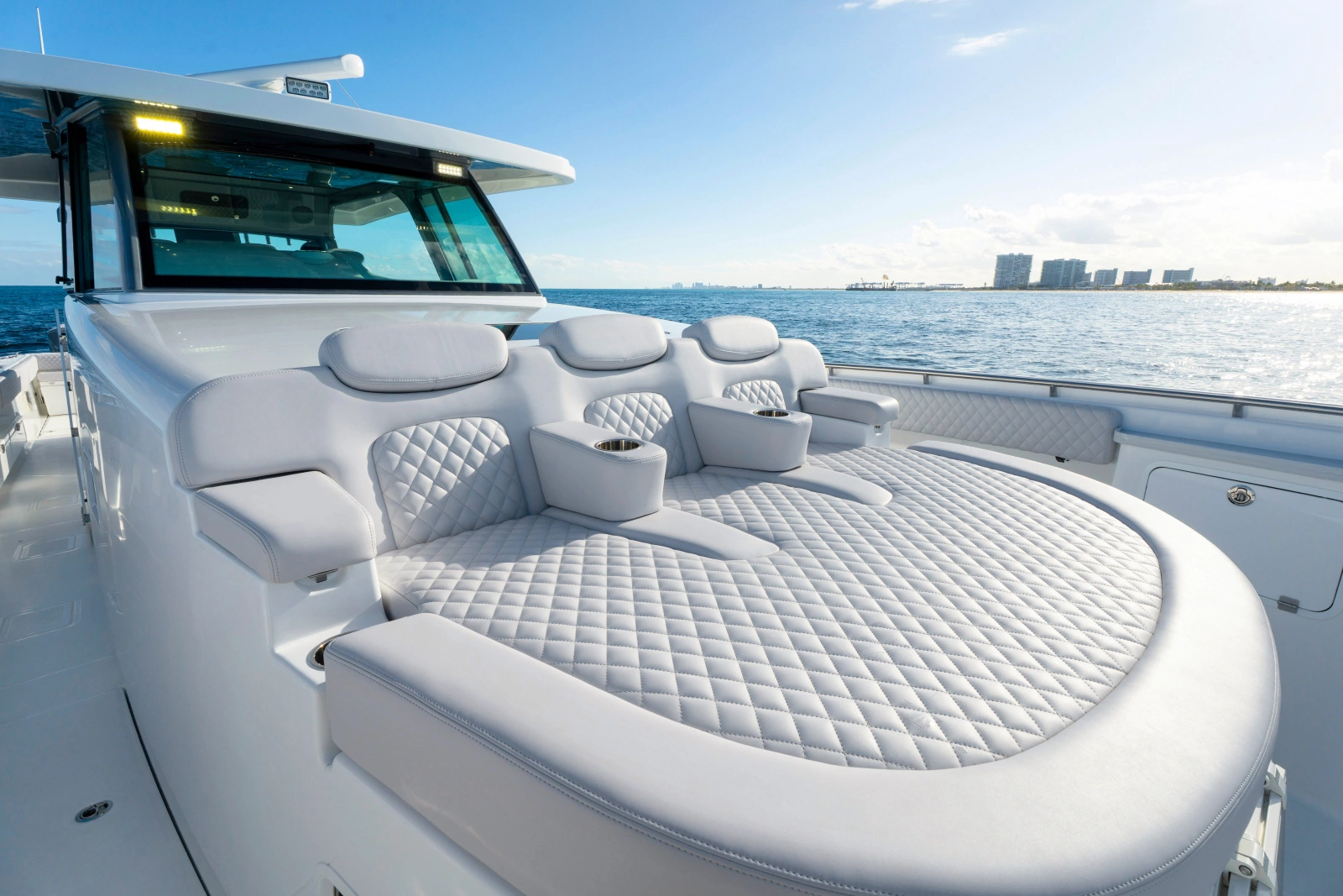 56ft HCB Yacht For Sale