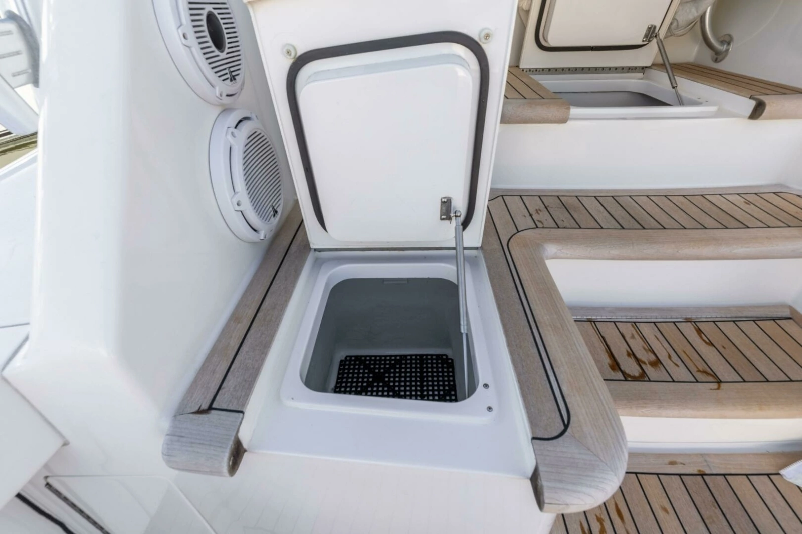 2013 Viking 76 Convertible- REEL FIRE- Cockpit Storage