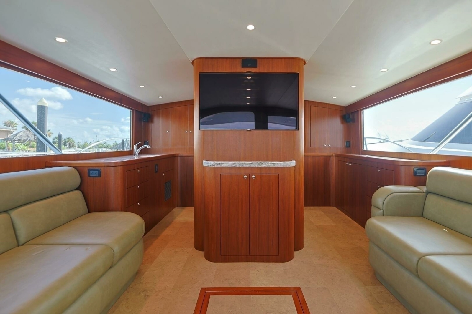 2014 Blackwell 62 Convertible