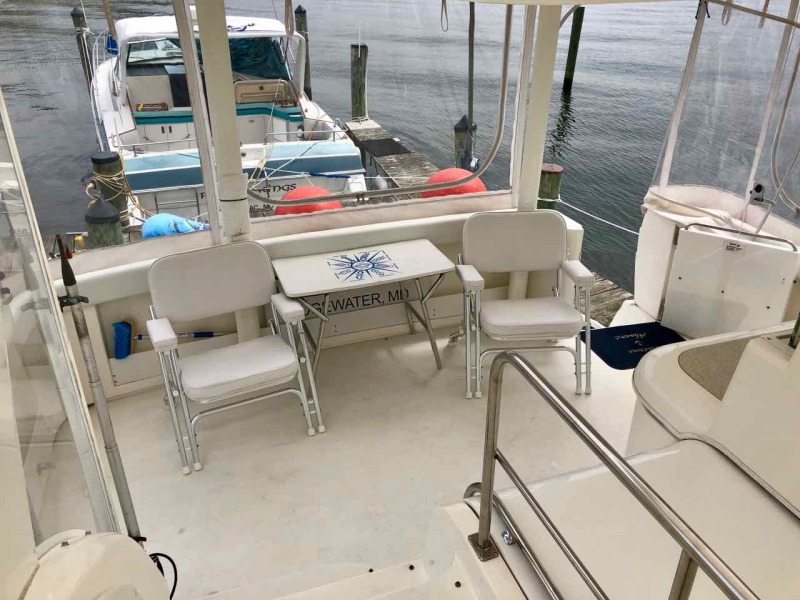 2003 Cruisers Yachts 3750