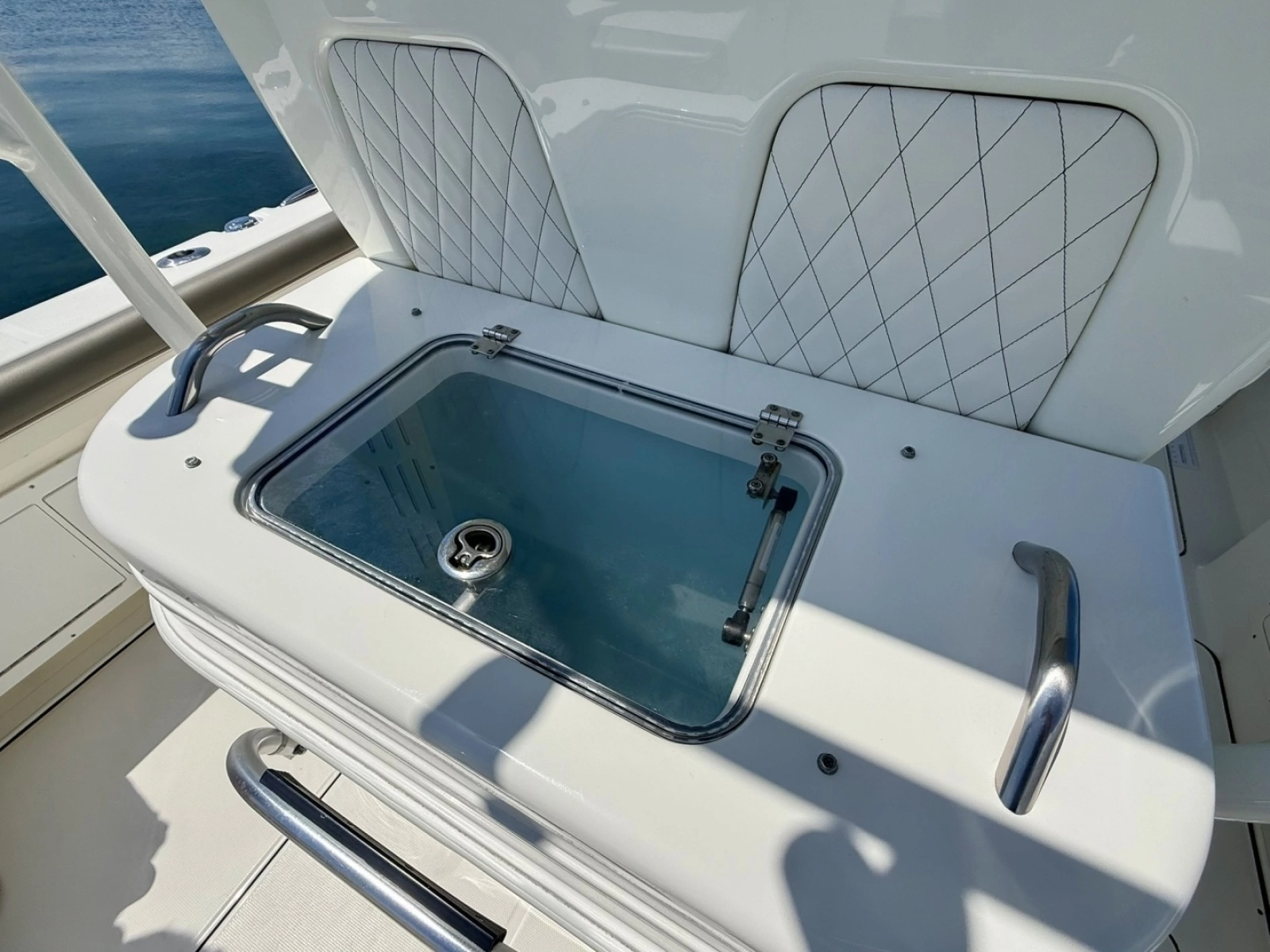 29ft World Cat Yacht For Sale