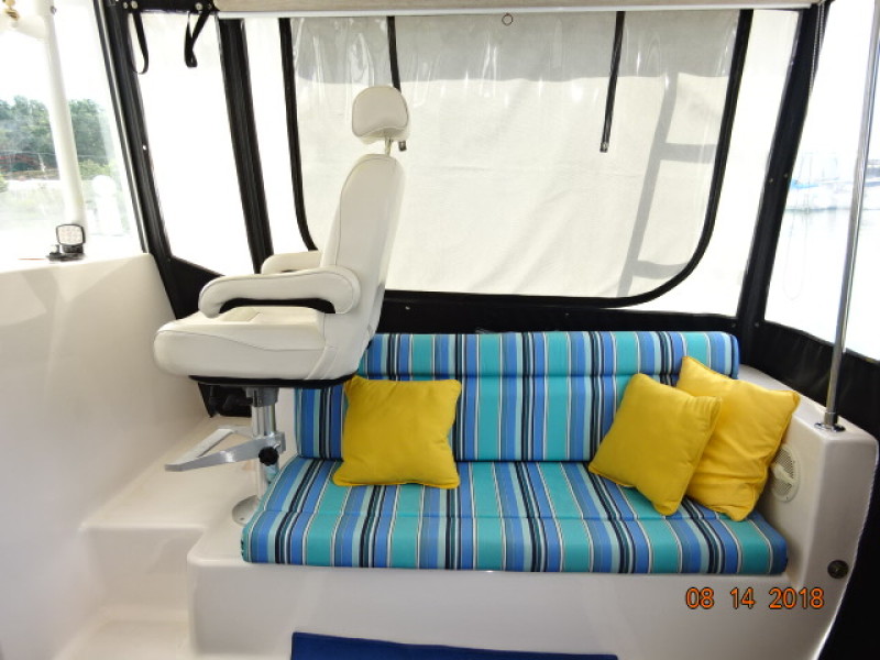 2002 Endeavour Trawler Cat
