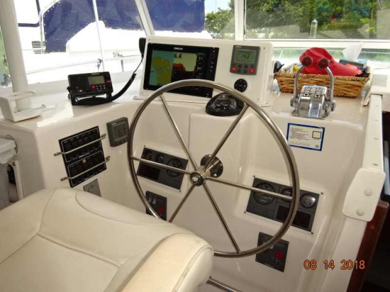 2002 Endeavour Trawler Cat