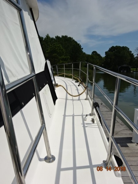 2002 Endeavour Trawler Cat