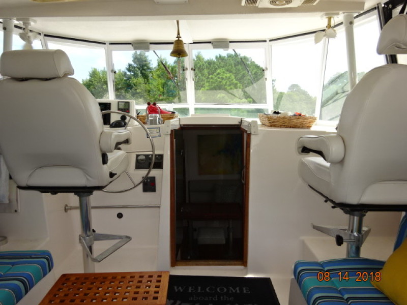 2002 Endeavour Trawler Cat