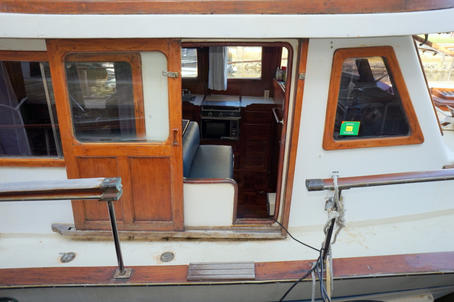 1981 Albin Trawler