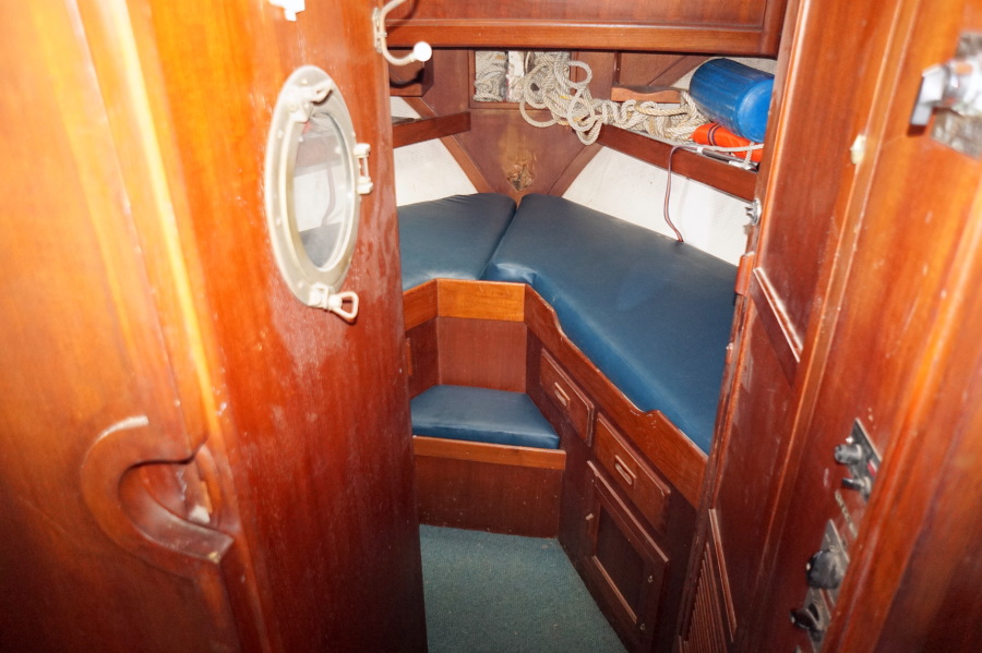 1981 Albin Trawler
