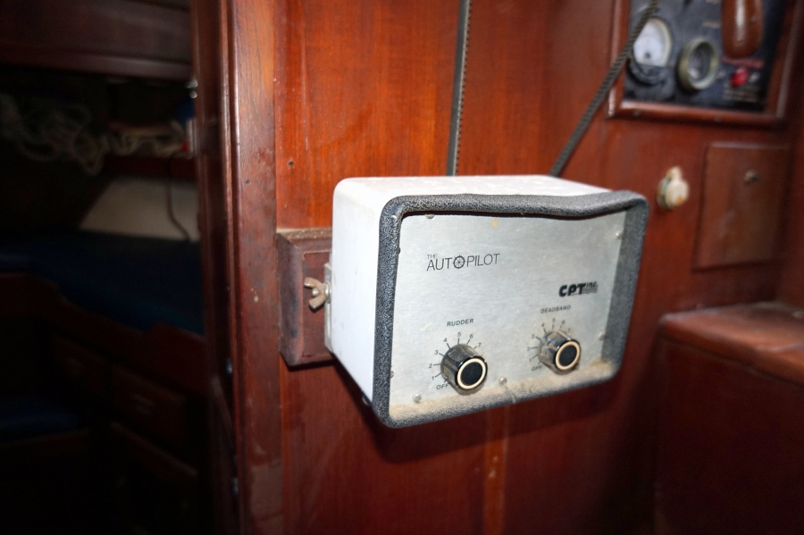 1981 Albin Trawler