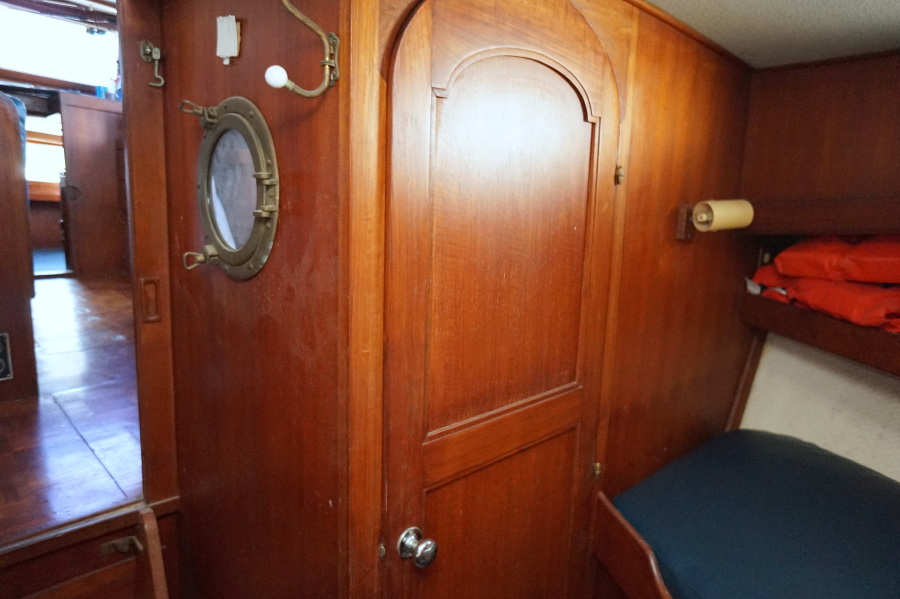 1981 Albin Trawler