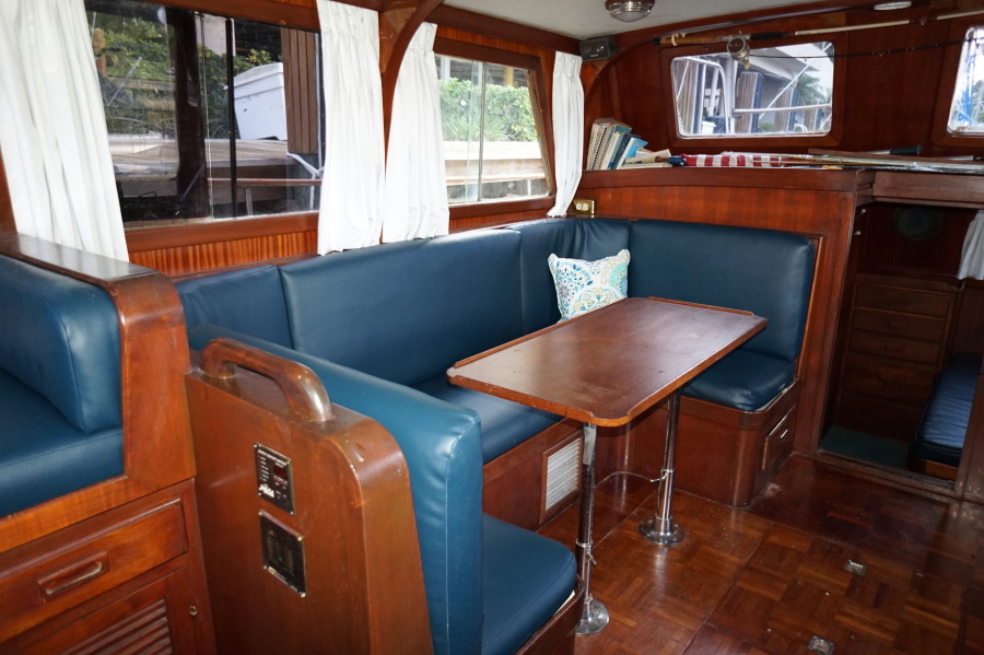 1981 Albin Trawler