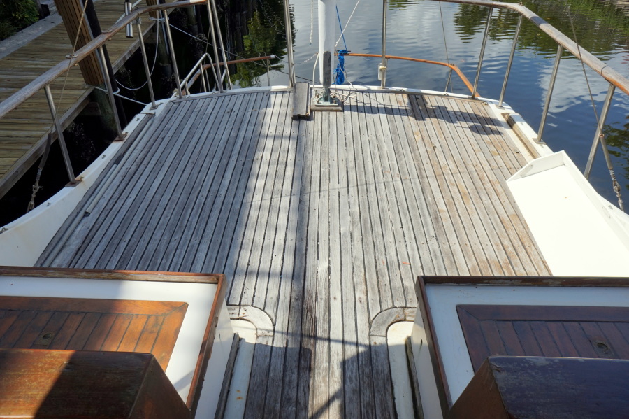 1981 Albin Trawler