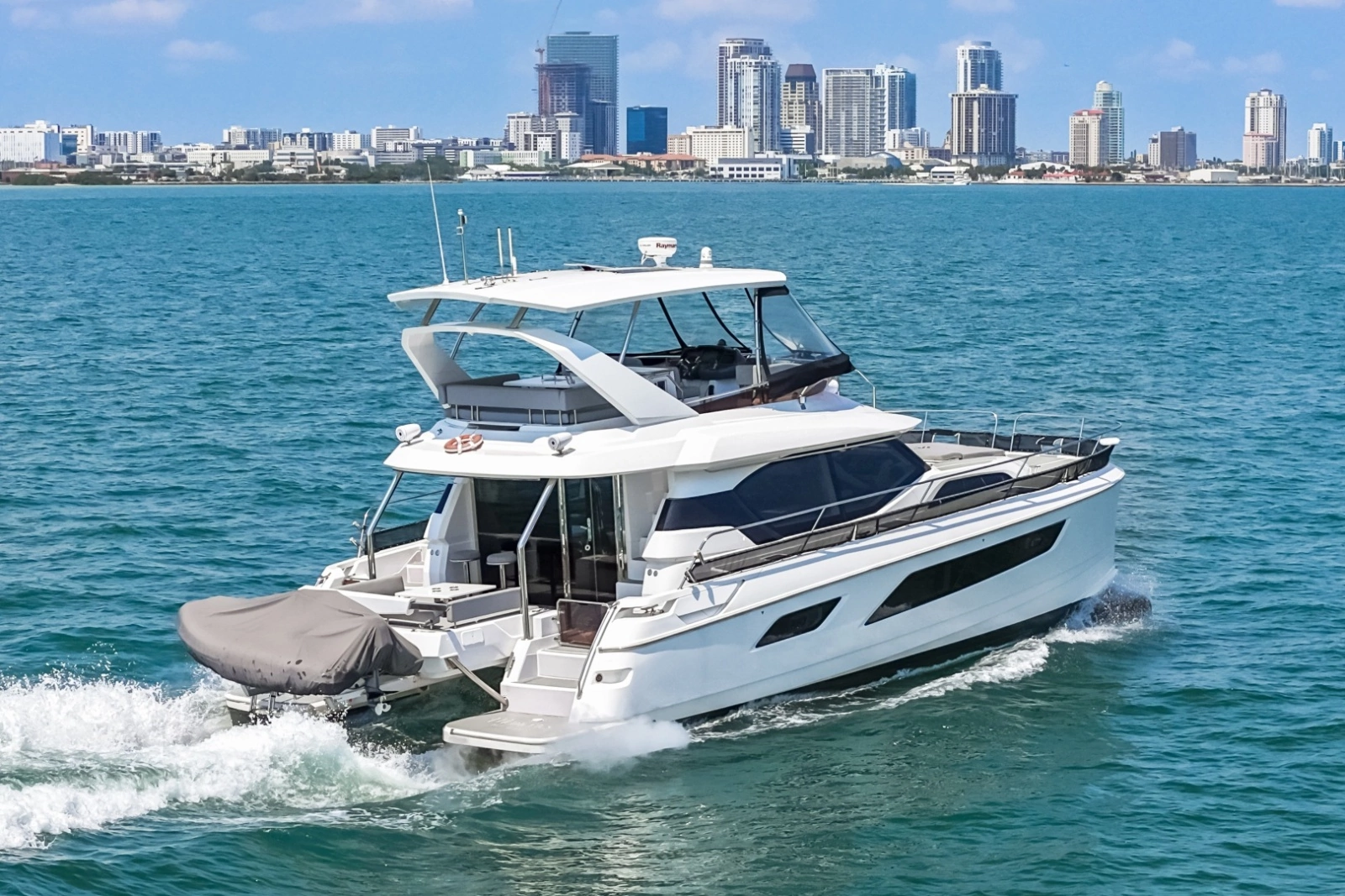 2021 44 Aquila MY Memories Not Dreams Starboard Profile