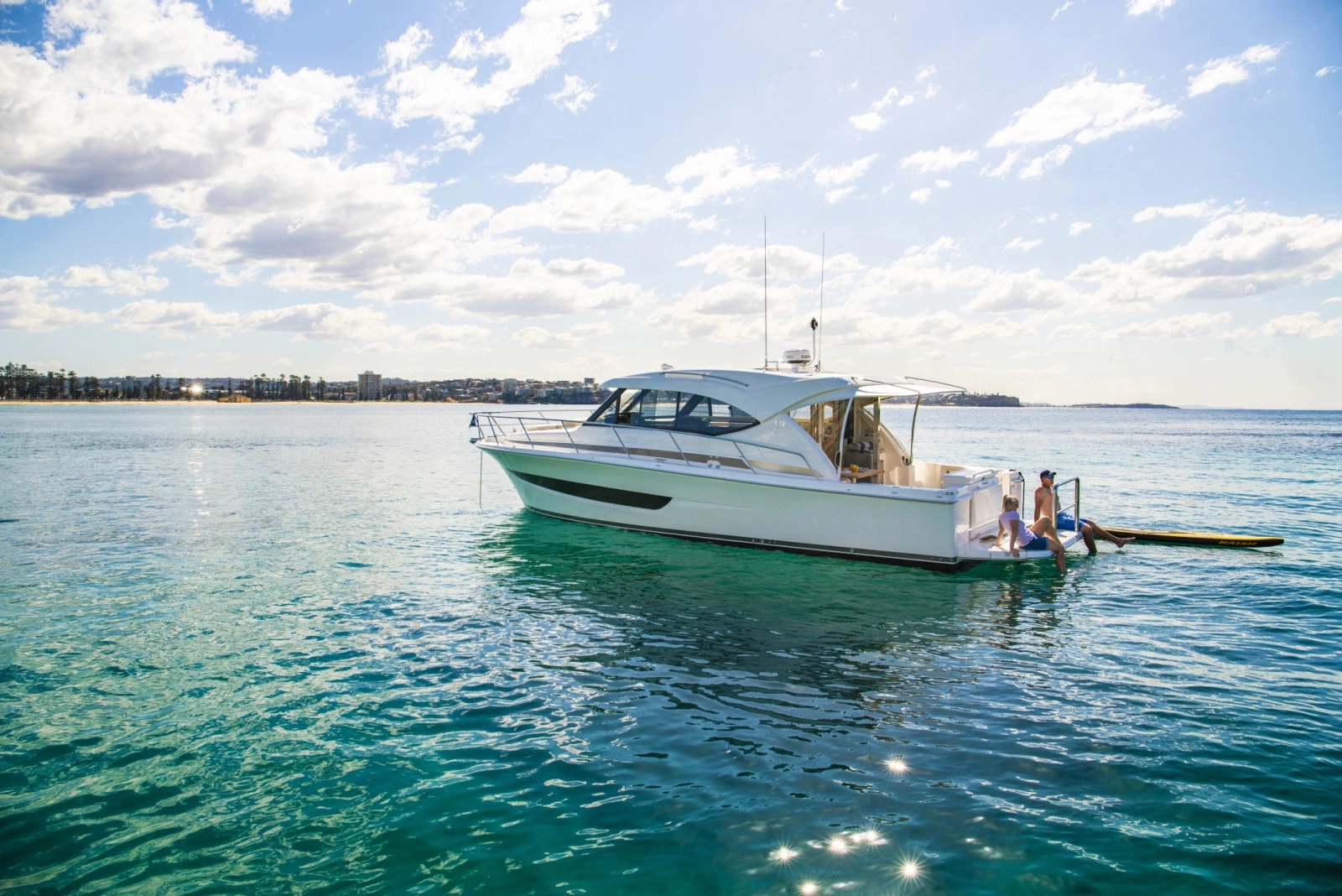 395 SUV 40ft Riviera Yacht For Sale