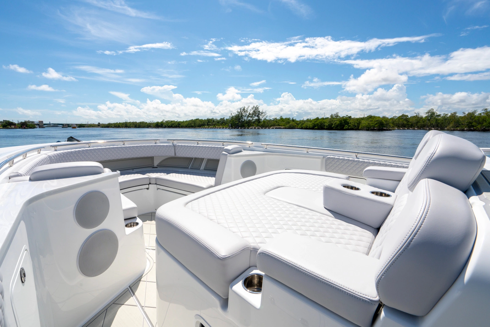 48ft HCB Yacht For Sale