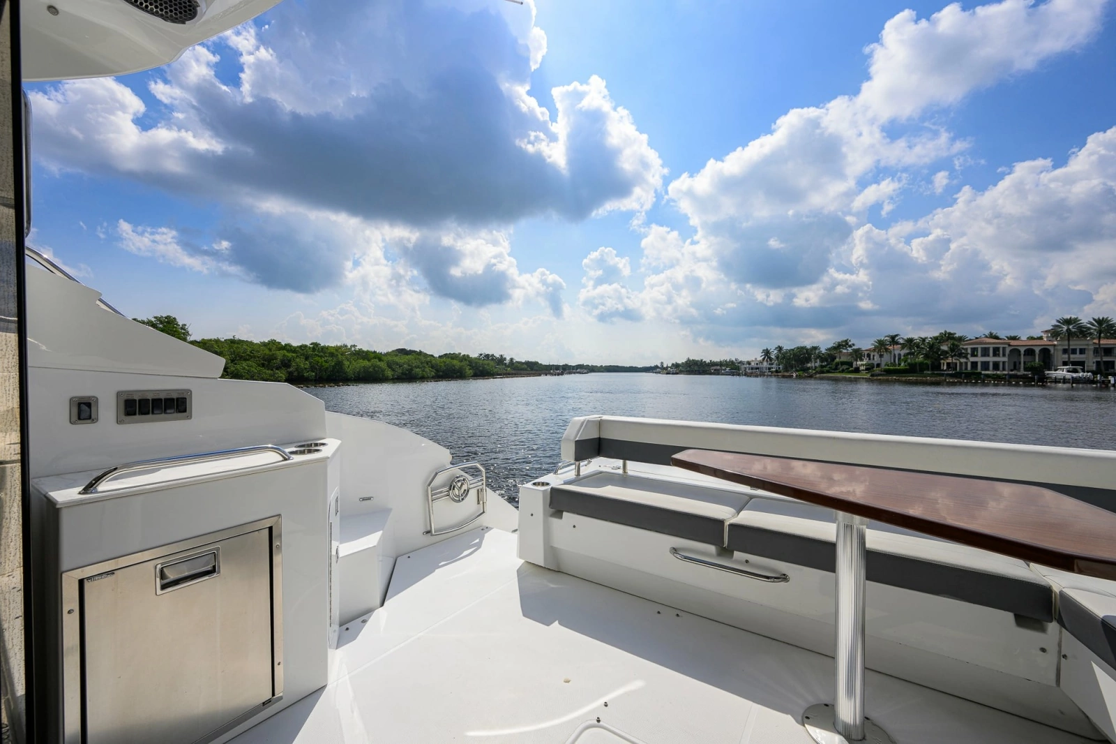 2020 Cruisers 46 Cantius