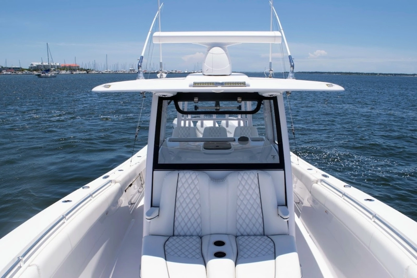 2022 Sportsman Open 352 - Forward Seating