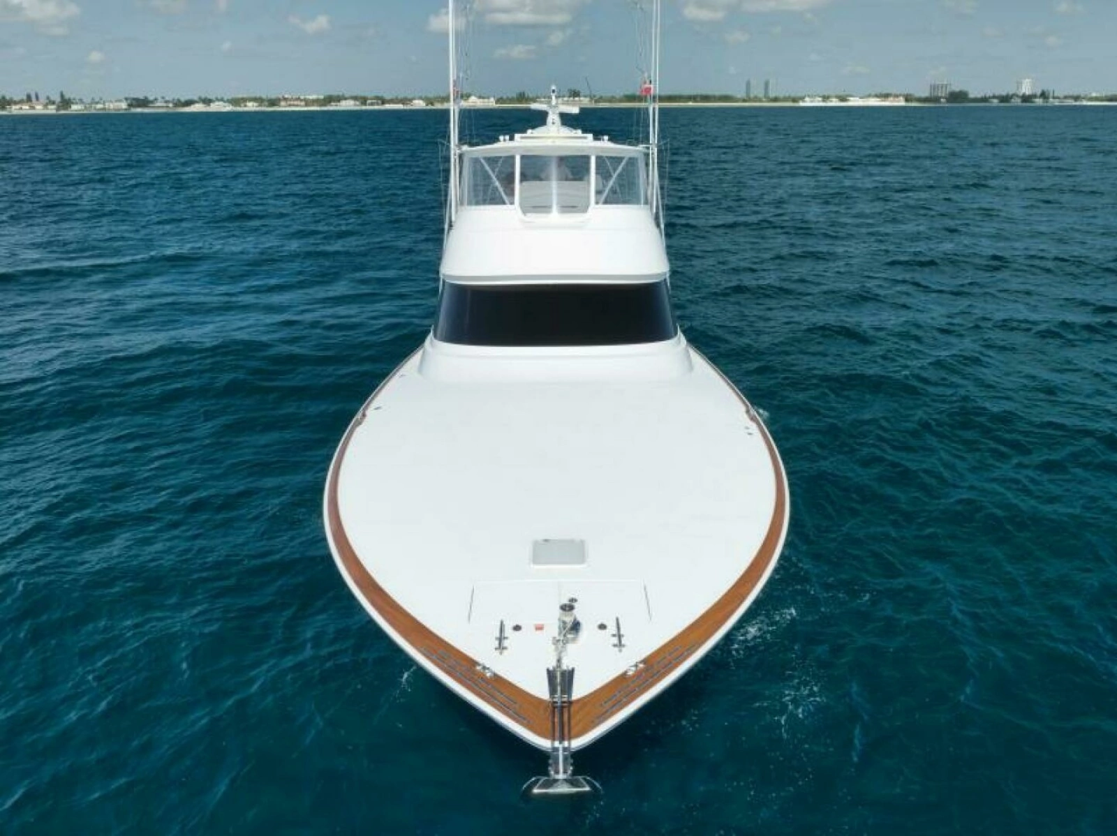 2024 Viking 68 Convertible- GYS TRADE- Bow