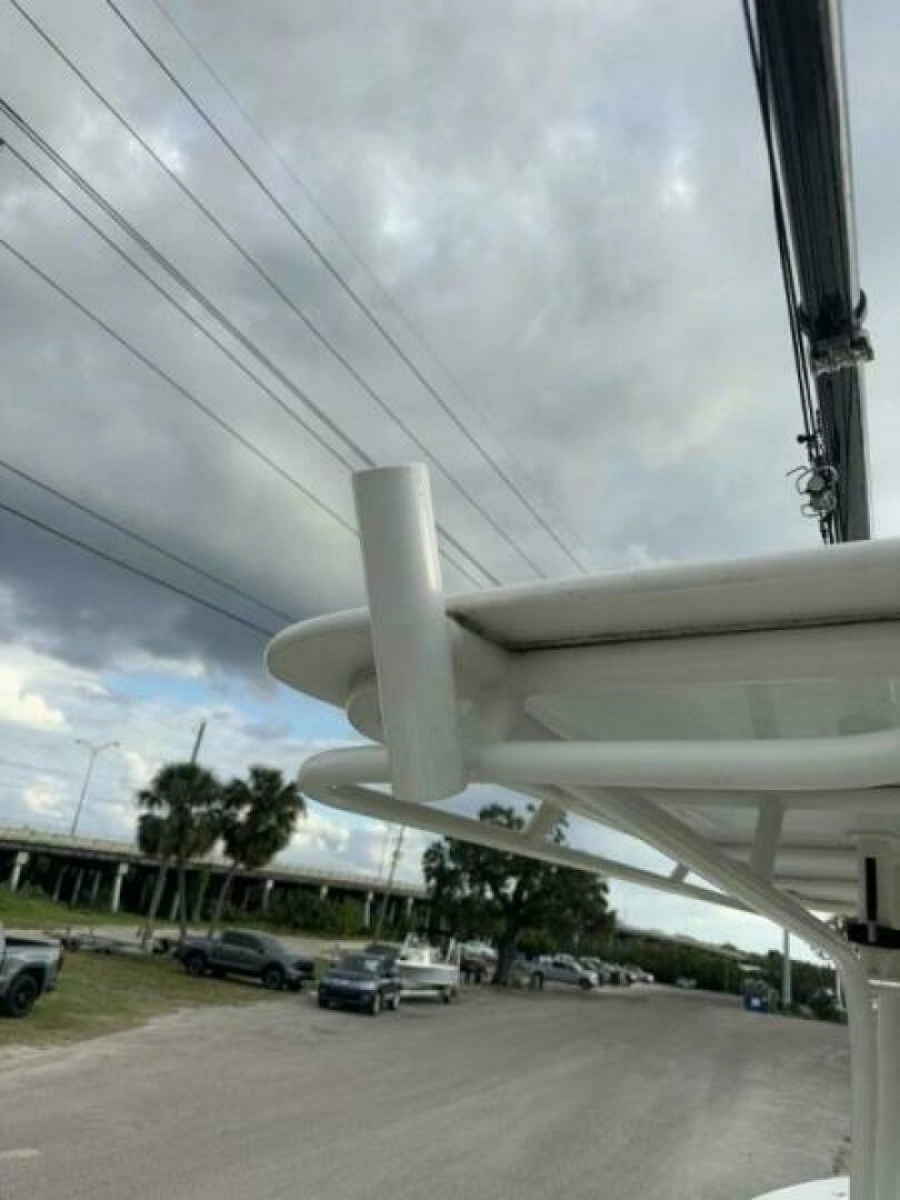 2008 31 Jupiter Center Console