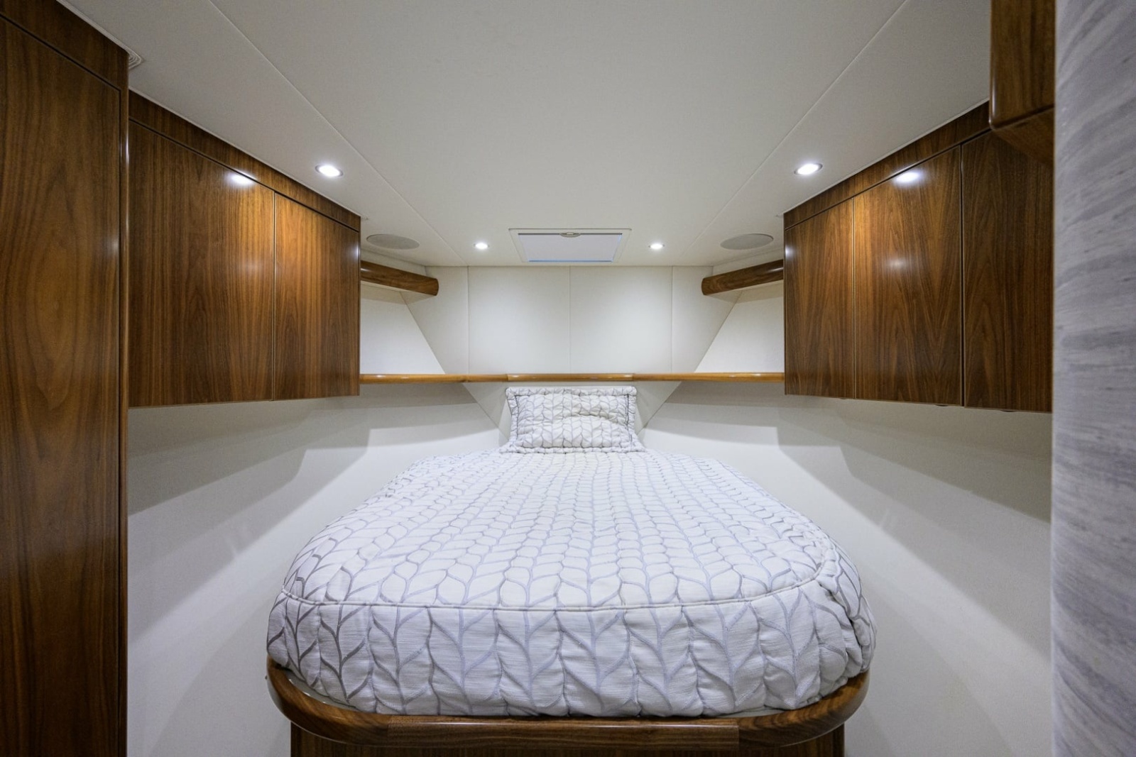 58 Viking - Forward Stateroom