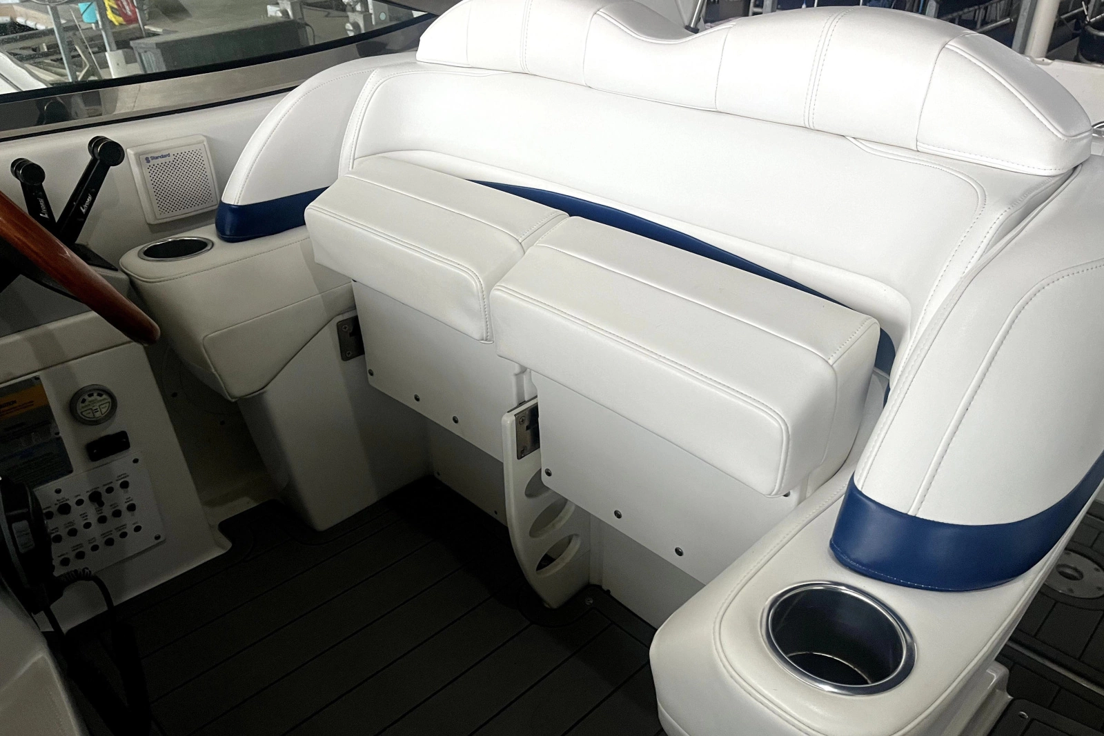 2005 Formula 34 Performance Cruiser