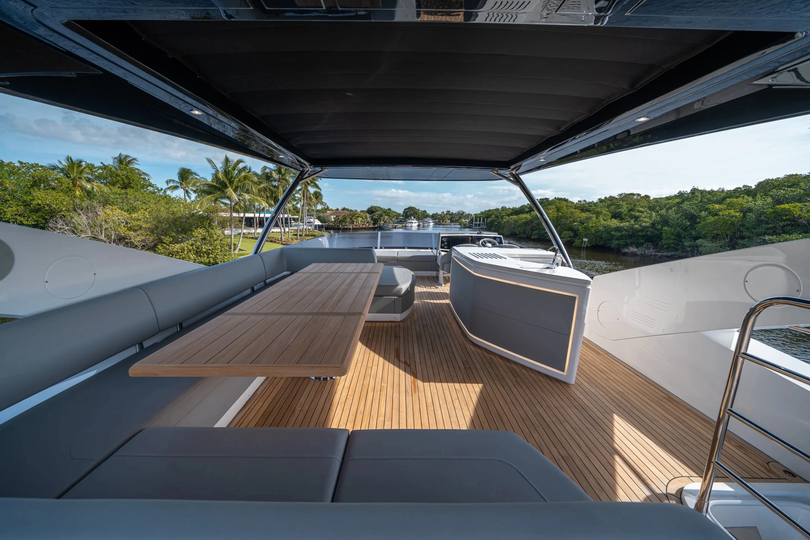 76 YACHT 76ft Sunseeker Yacht For Sale