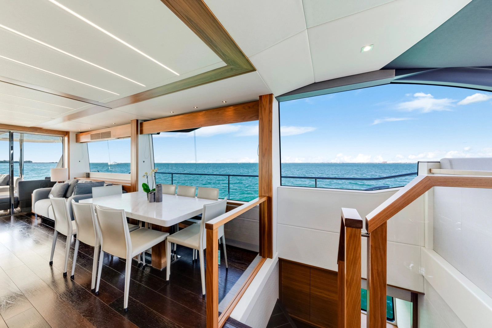 2020 Sunseeker 76 Yacht