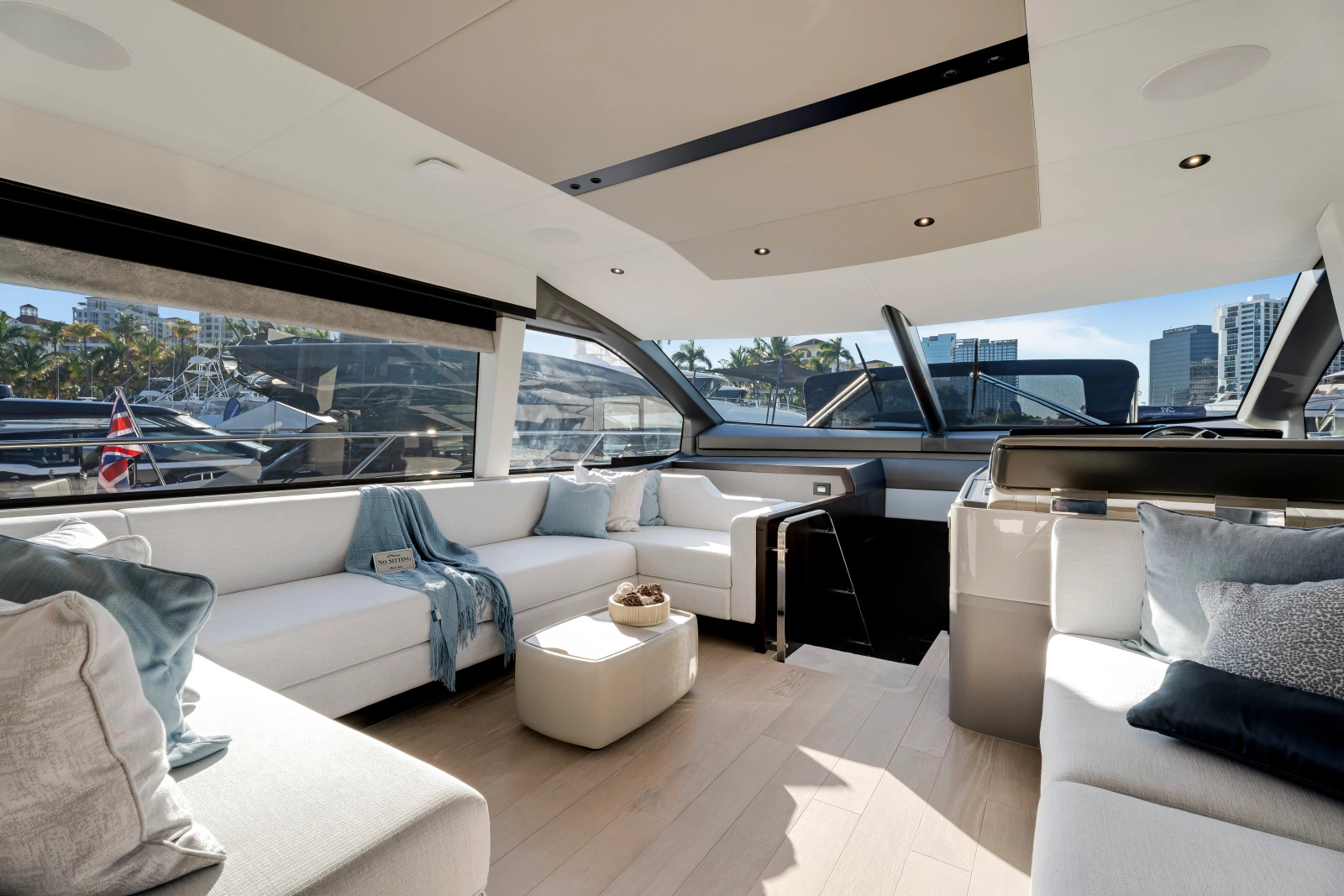 MANHATTAN 68 68ft Sunseeker Yacht For Sale