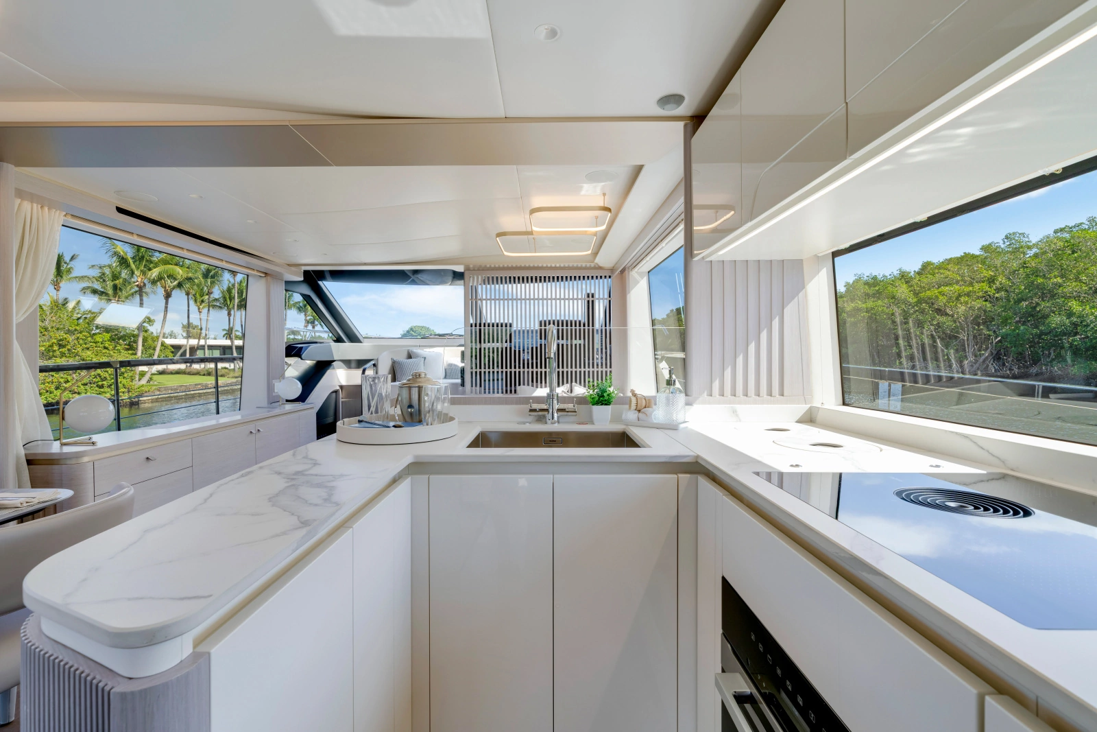 70 FLY 70ft Absolute Yacht For Sale