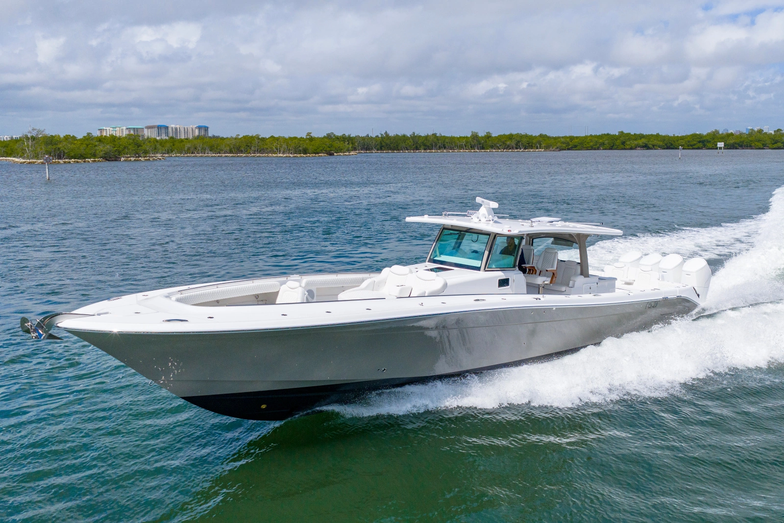 53 Suenos RXV 53ft HCB Yacht For Sale