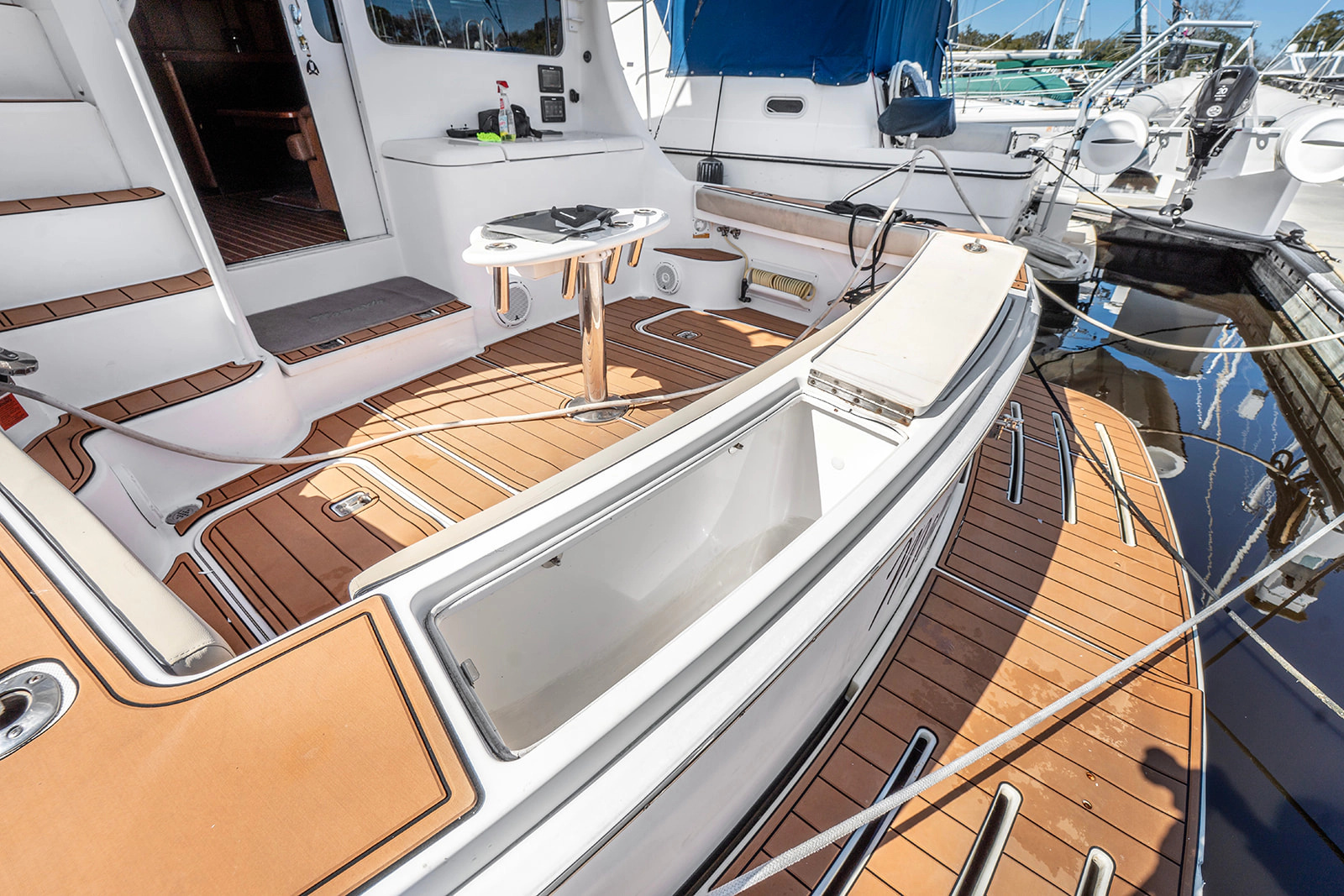 2006 Luhrs 41 Convertible