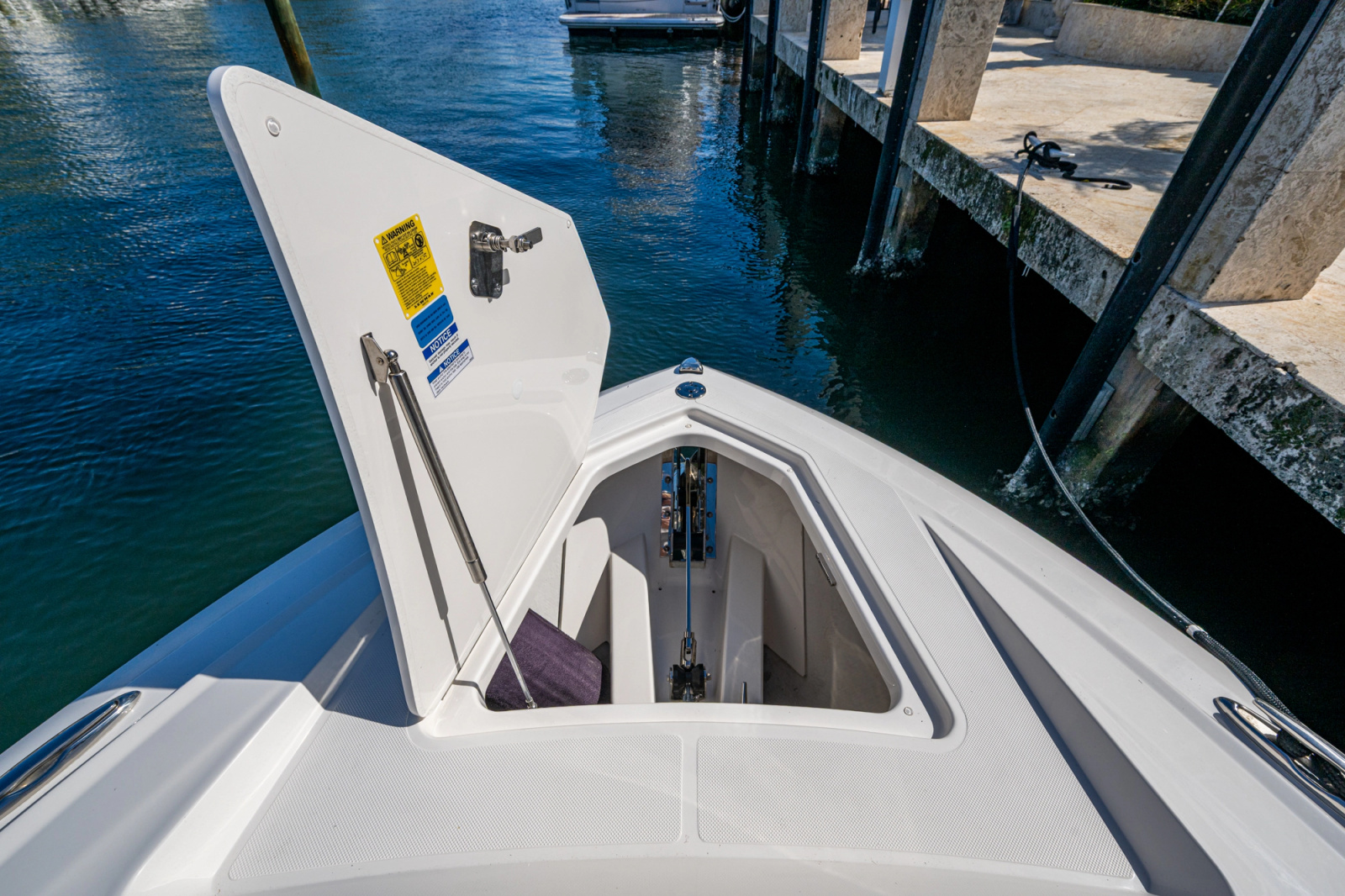 2024 Tiara Yachts 34 LX