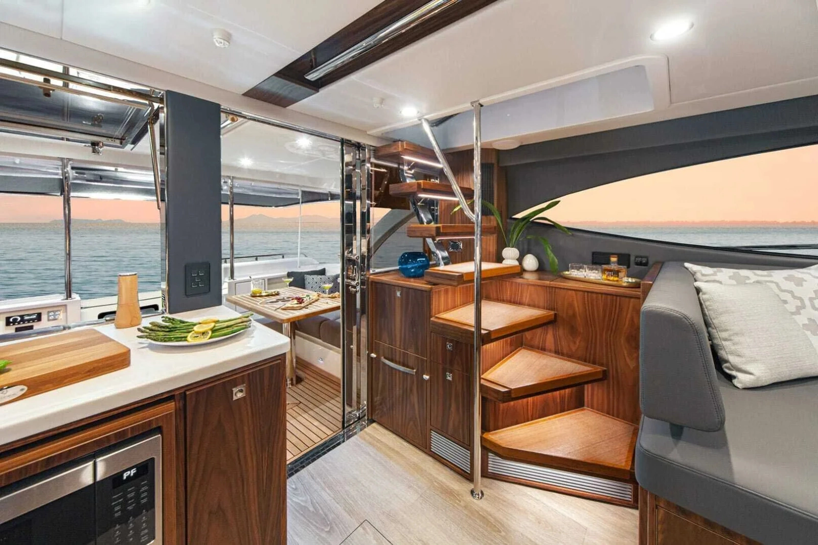 46 Sports Motor Yacht 46ft Riviera Yacht For Sale