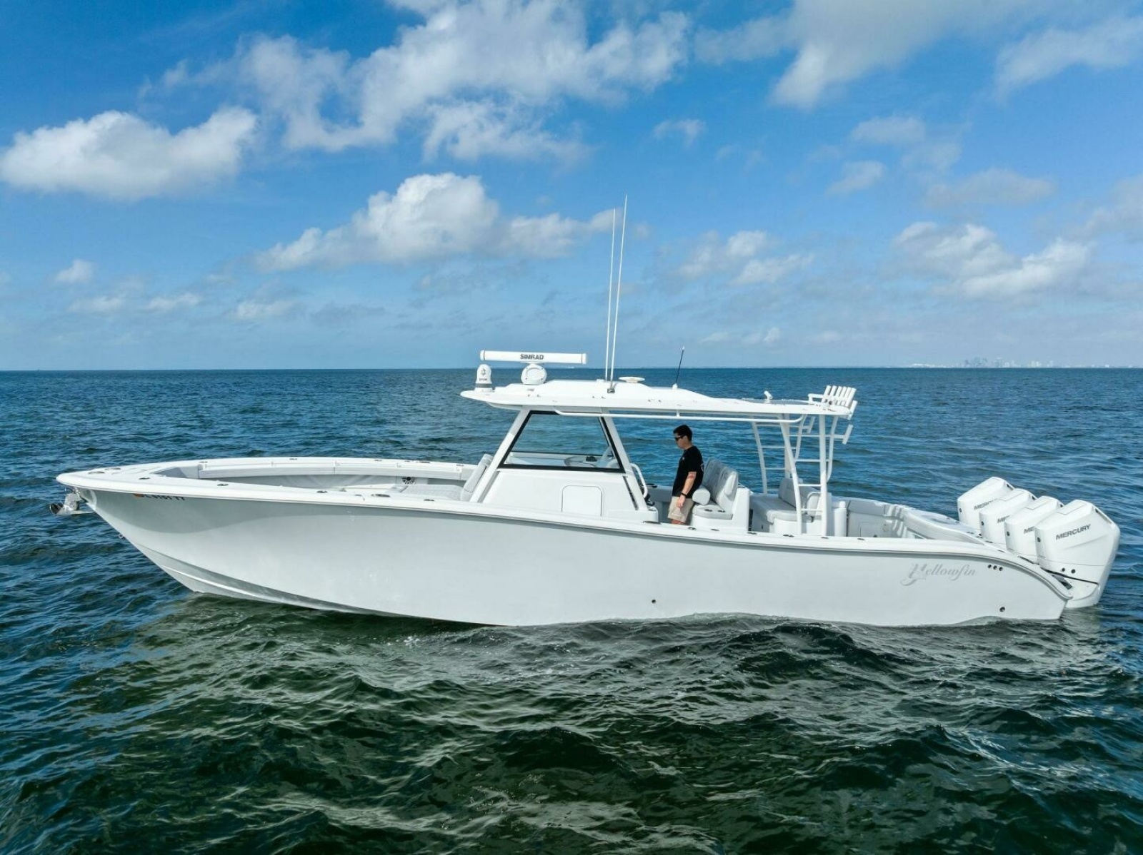 2024 42 Yellowfin