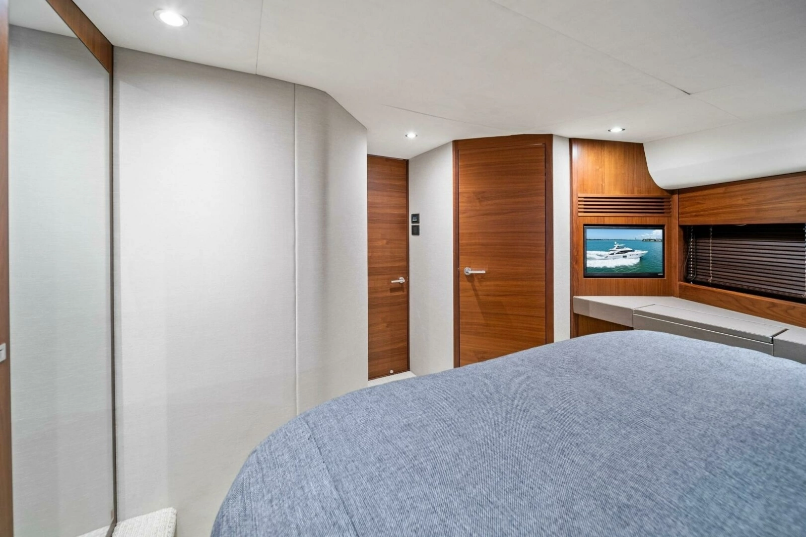 2015 Princess F60 - Forward Guest Stateroom