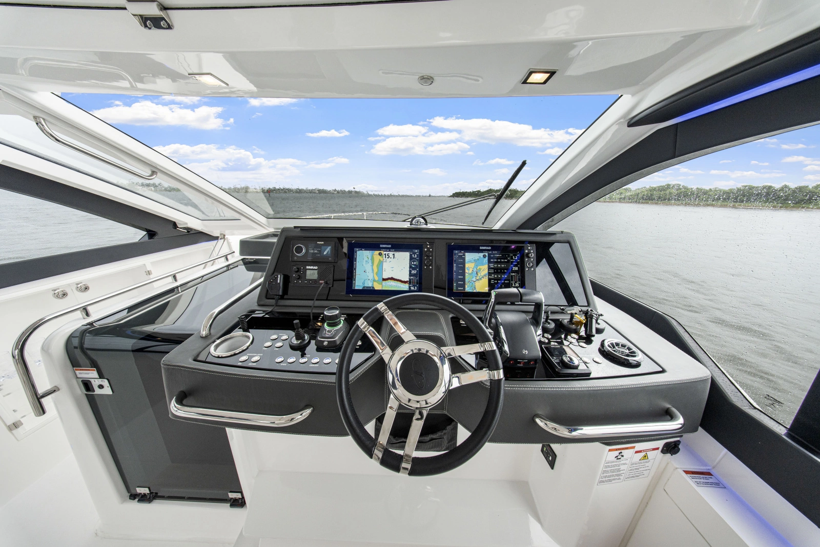 2025 Schaefer 375 HT